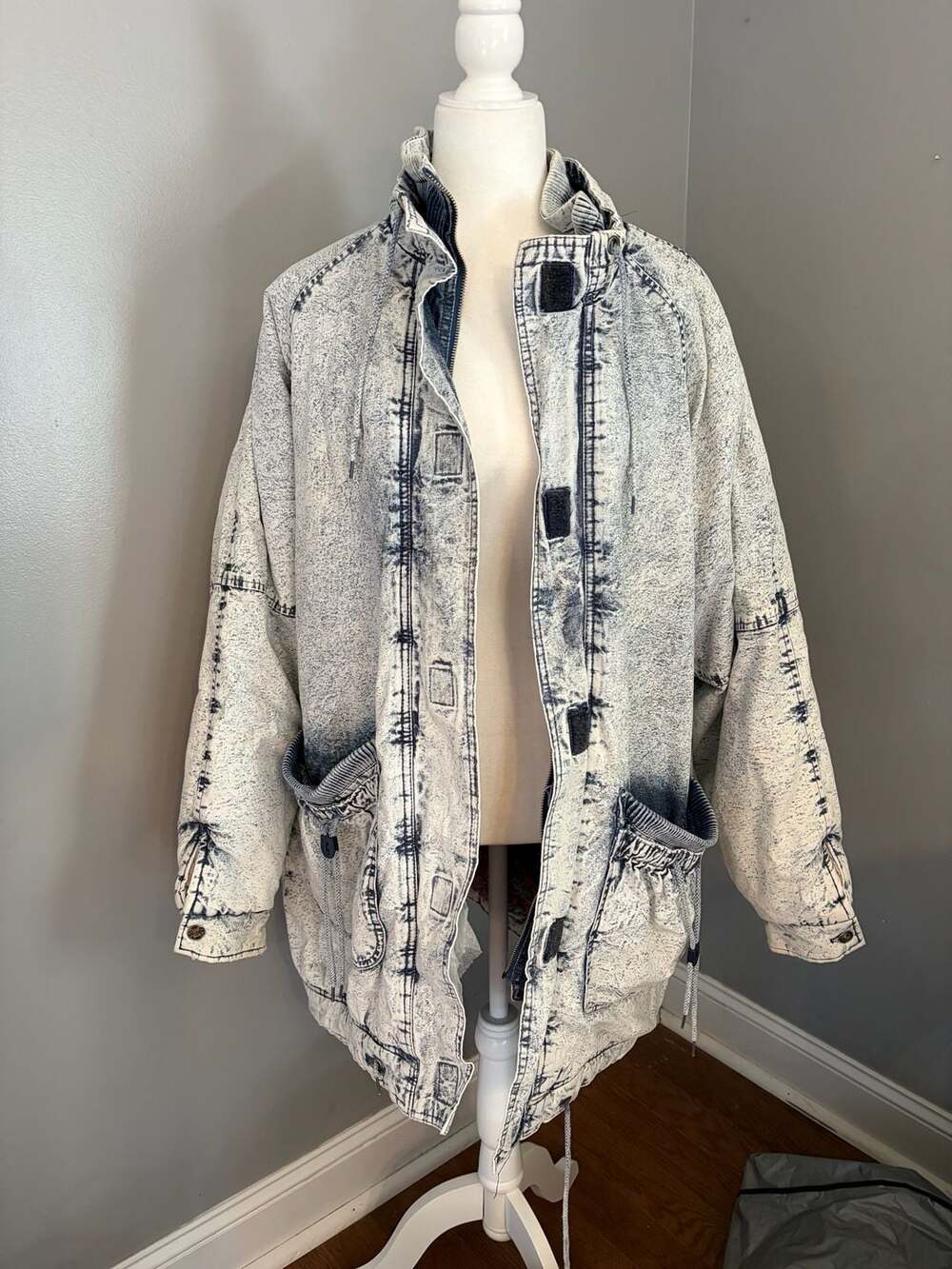 Vintage East West Acid Wash Denim Jacket Size L Paisley Lined Quilted Coat